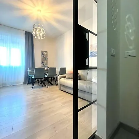 Guesthost - Balcony Flat X3 Linate Airport Mm4 Apartman Milánó