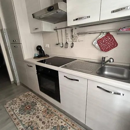 Apartman Guesthost - Balcony Flat X3 Linate Airport Mm4 Milánó