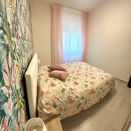 Guesthost - Balcony Flat X3 Linate Airport Mm4 Milánó