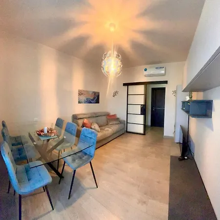 Guesthost - Balcony Flat X3 Linate Airport Mm4 Apartman *