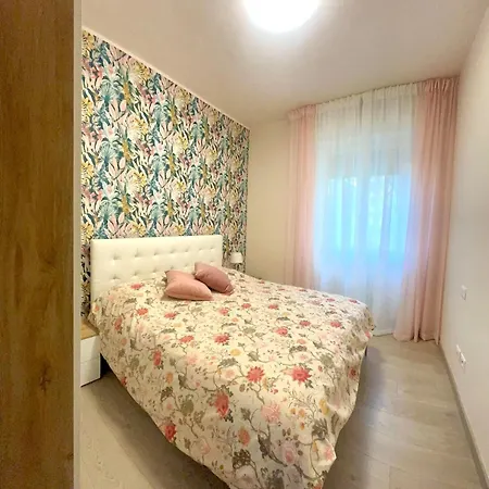 Guesthost - Balcony Flat X3 Linate Airport Mm4 Milán