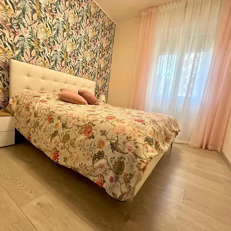 Apartamento Guesthost - Balcony Flat X3 Linate Airport Mm4 *