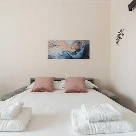 Guesthost - Balcony Flat X3 Linate Airport Mm4 Appartement Milaan
