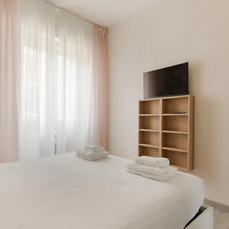 Guesthost - Balcony Flat X3 Linate Airport Mm4 Apartamento *