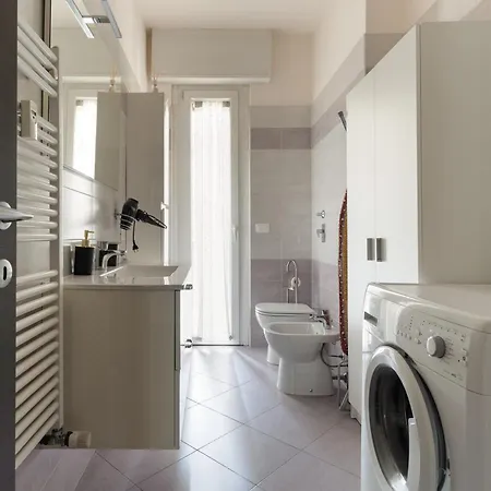 Guesthost - Balcony Flat X3 Linate Airport Mm4 Milão