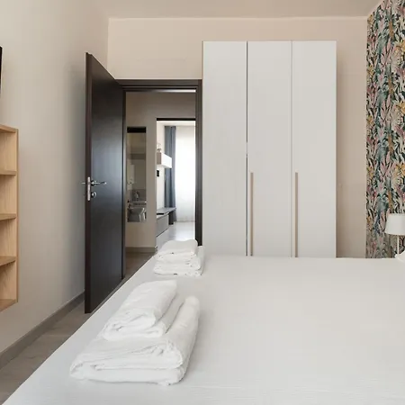 Guesthost - Balcony Flat X3 Linate Airport Mm4 Milaan